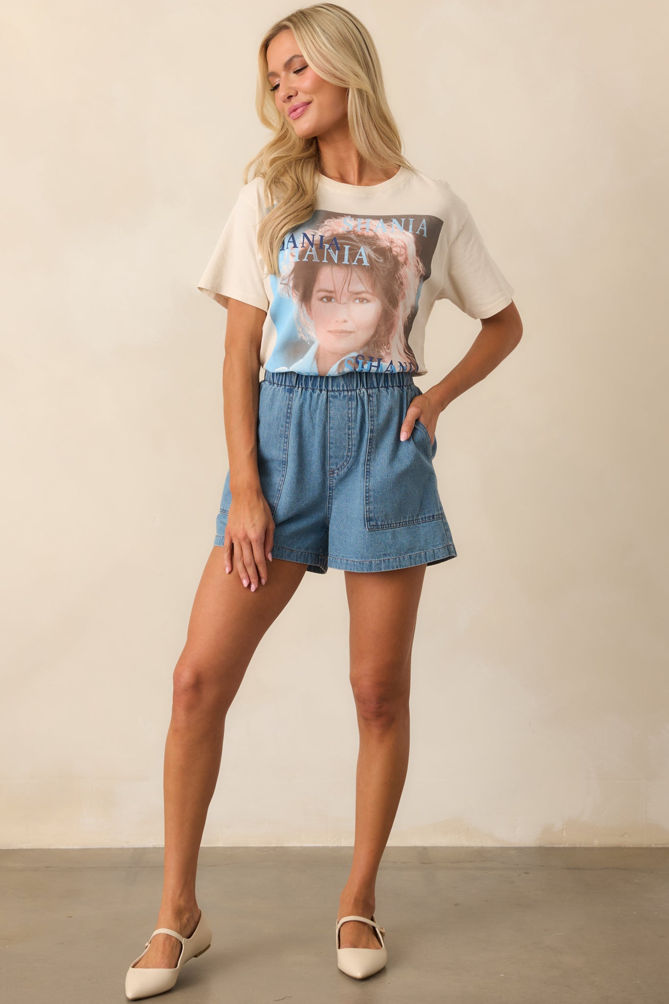 Shania Twain Ivory The Woman In Me Boyfriend Tee