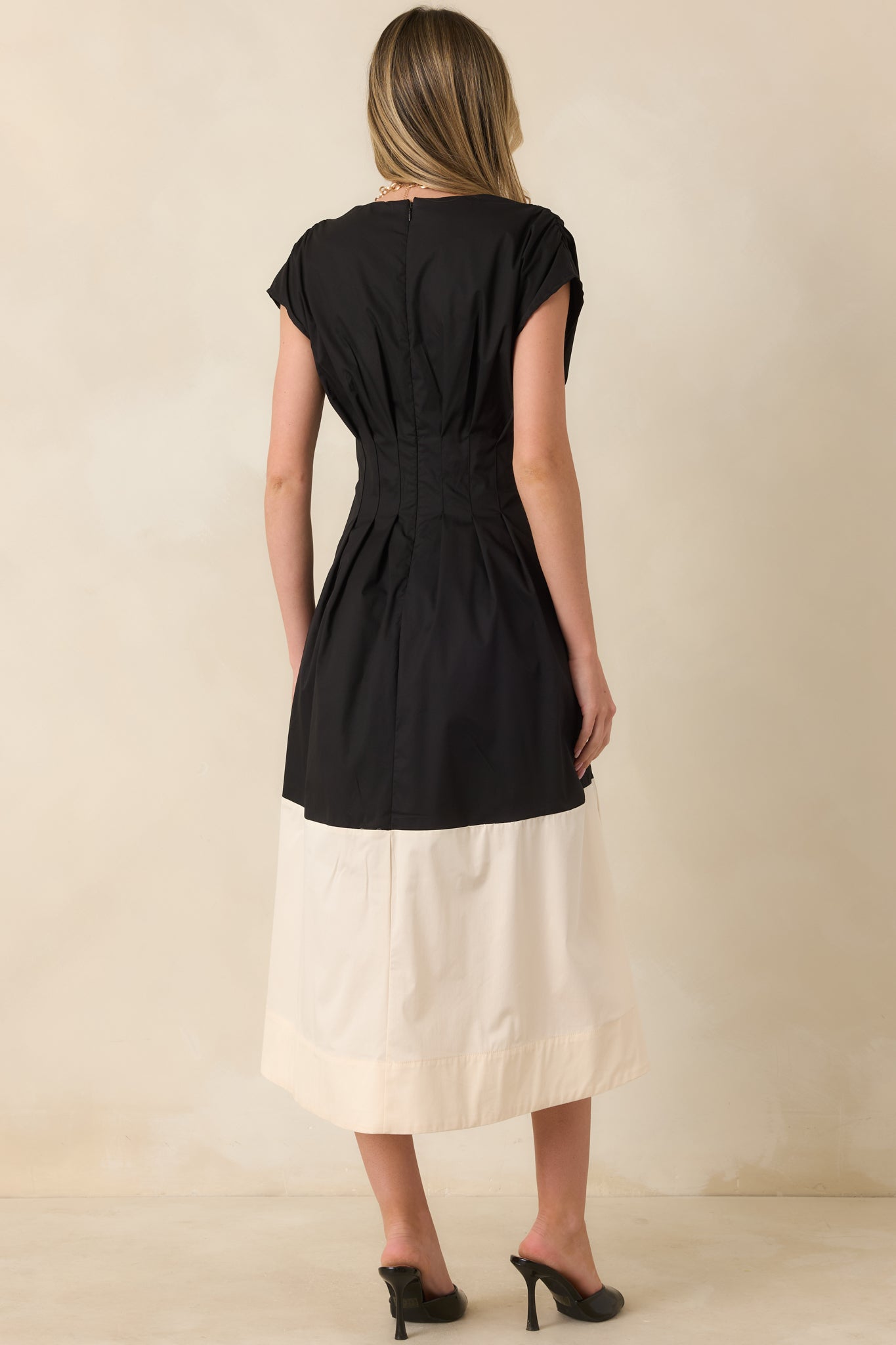 Stark Differences Black & Ivory Contrast Pleated Midi Dress