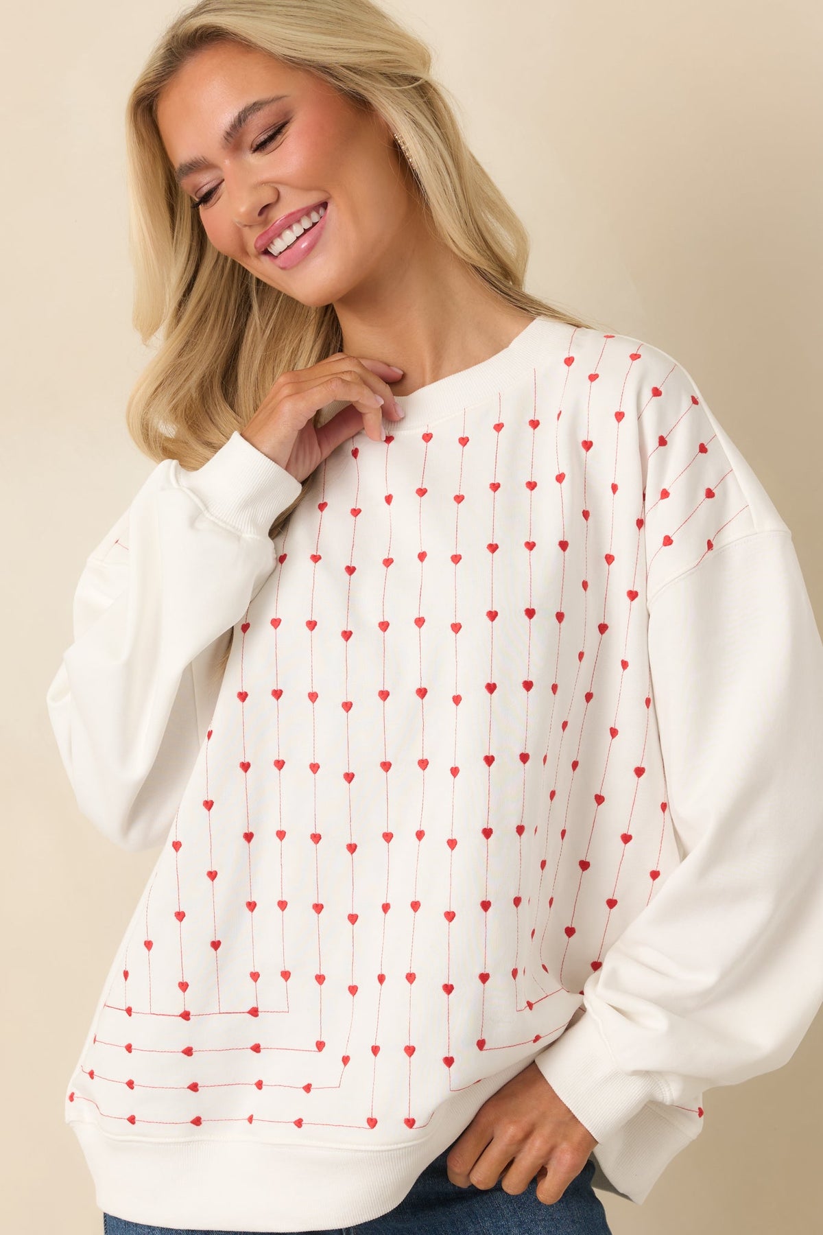 Heartstrings Attached White Cotton Embroidered Heart Crewneck Sweatshirt