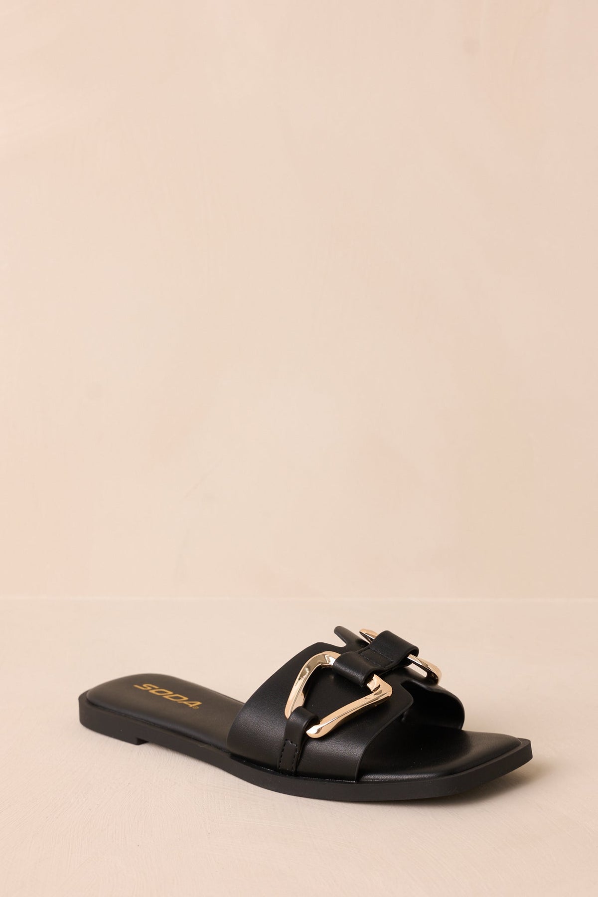 Stepping Stones Black & Gold Sandals