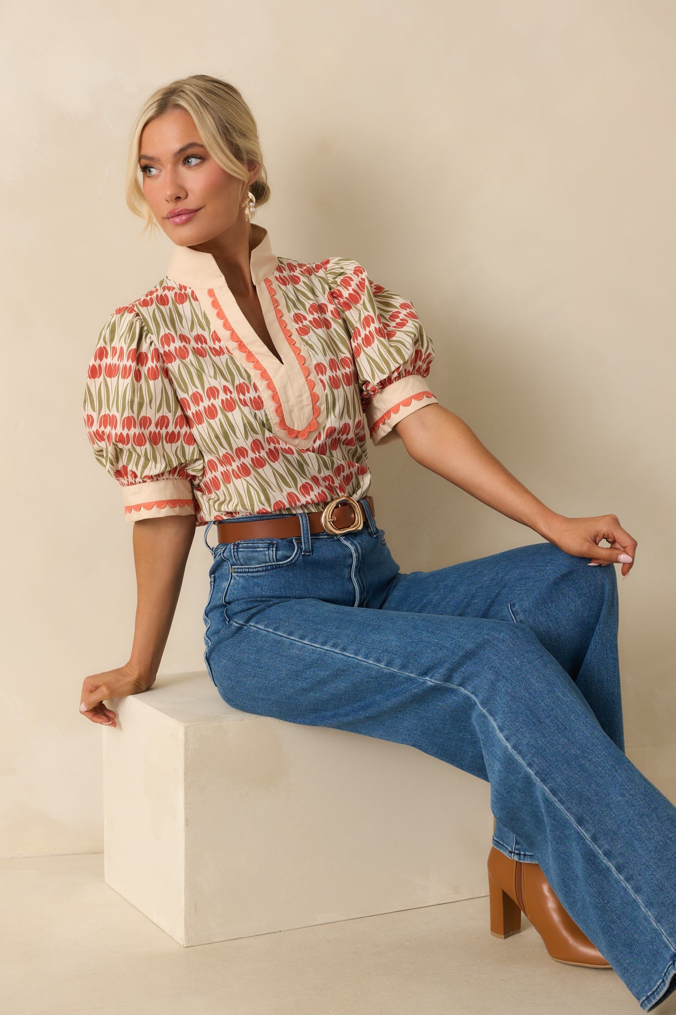 She's Got Time Ivory Tulip Floral Print Cotton Puff Sleeve Top