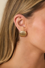 Just Roll With It Gold Textured Circle Stud Earrings