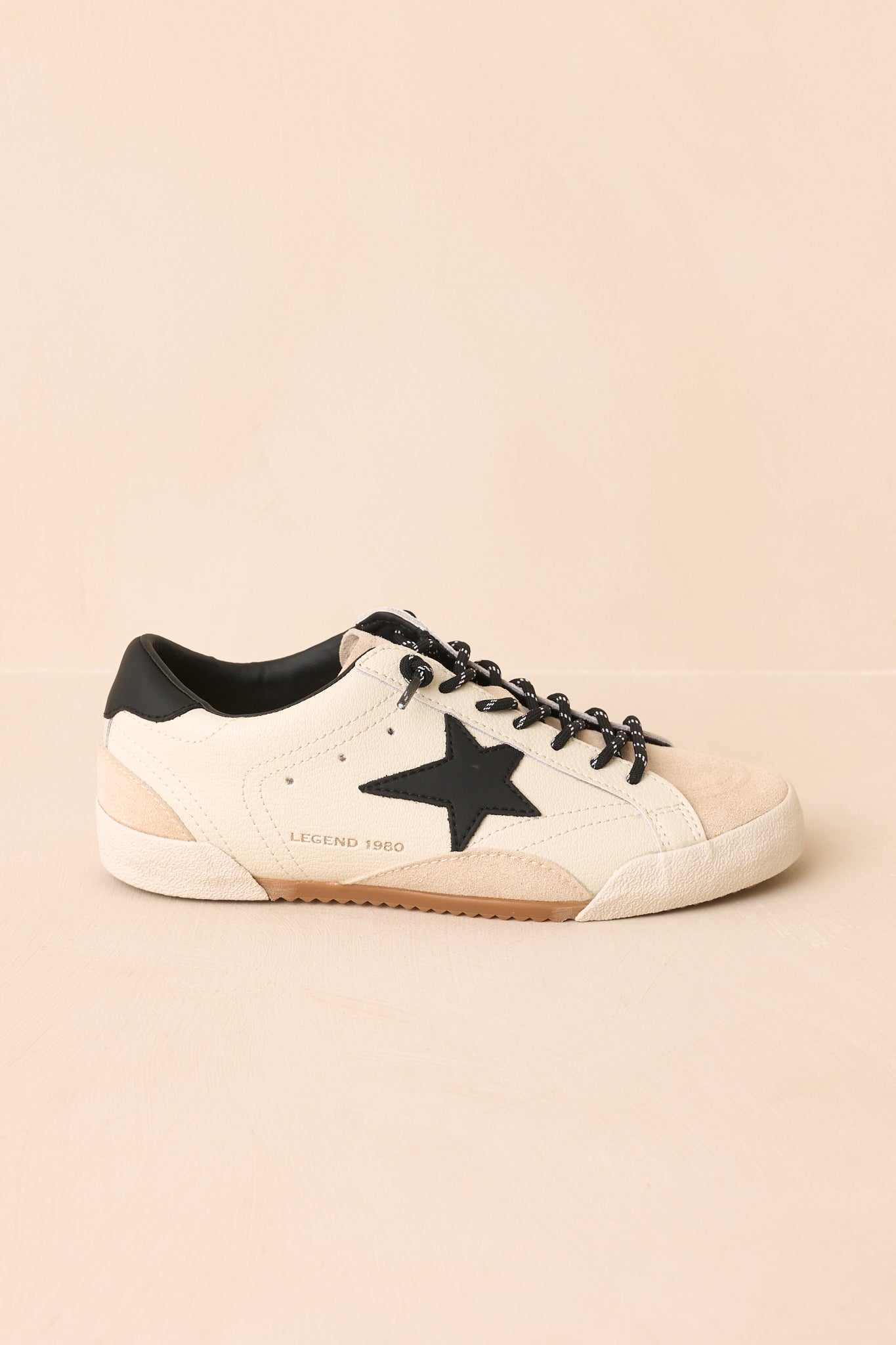 Vintage Havana Legend White & Black Star Sneaker