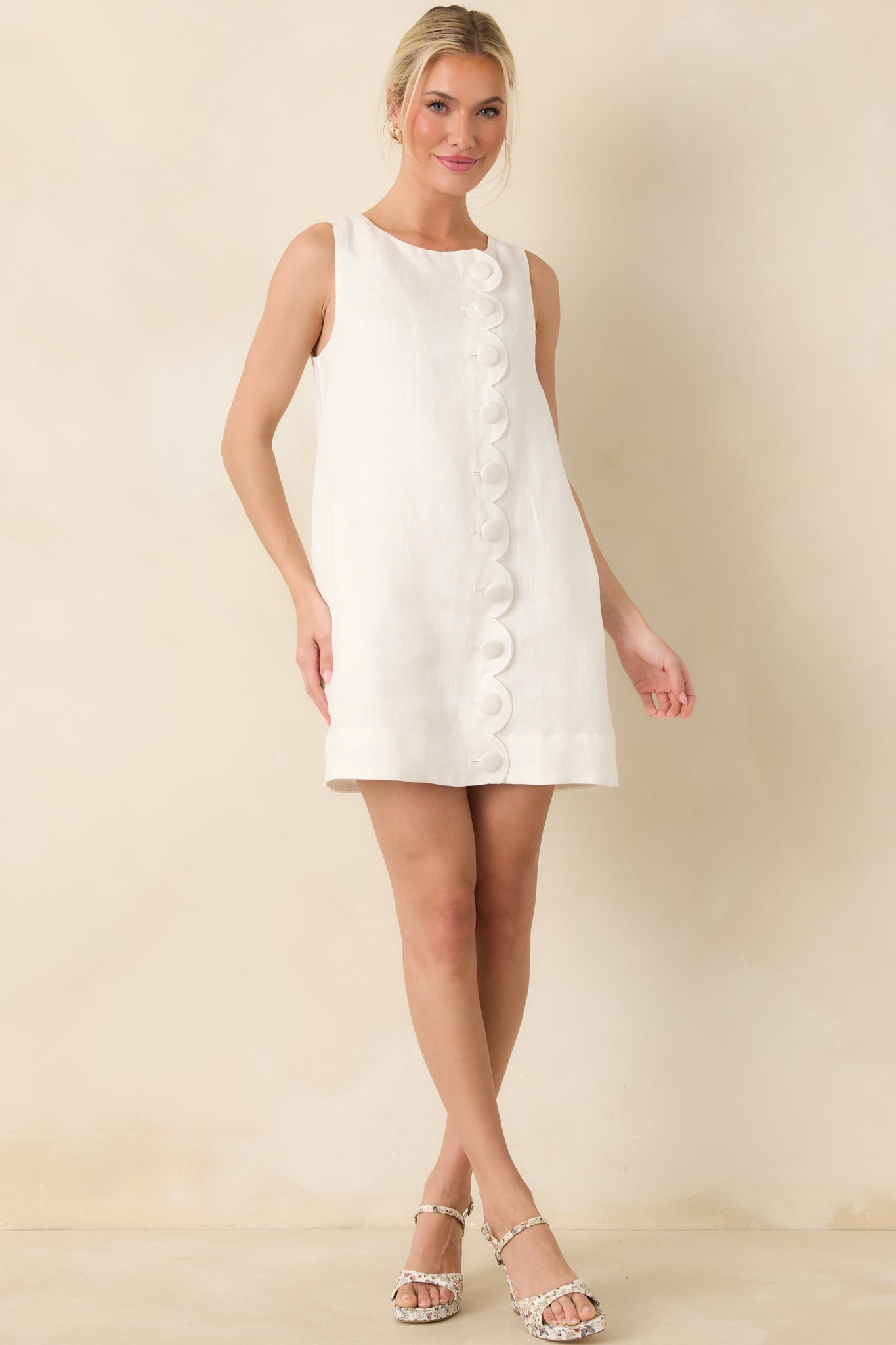 Simply Impressed White Linen Scalloped Button Detail Mini Dress