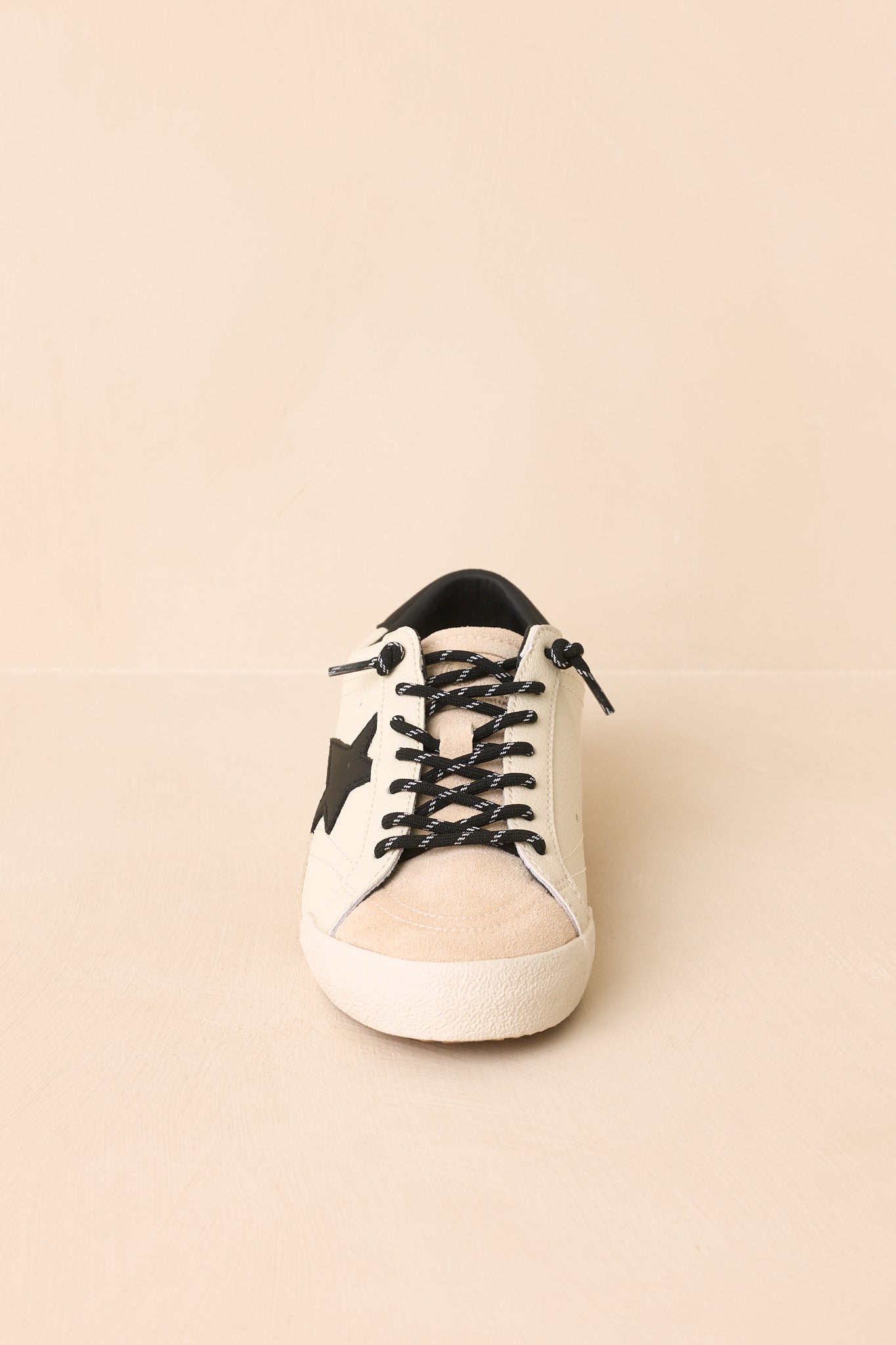 Vintage Havana Legend White & Black Star Sneaker