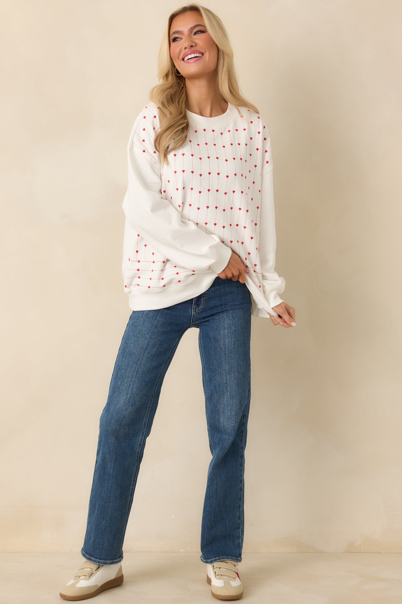 Heartstrings Attached White Cotton Embroidered Heart Crewneck Sweatshirt